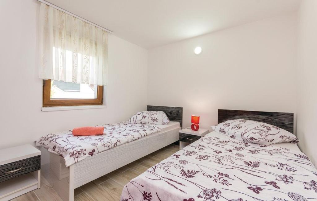 Villa Diana Pakostane Ngoại thất bức ảnh