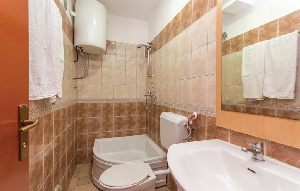 Villa Diana Pakostane Ngoại thất bức ảnh
