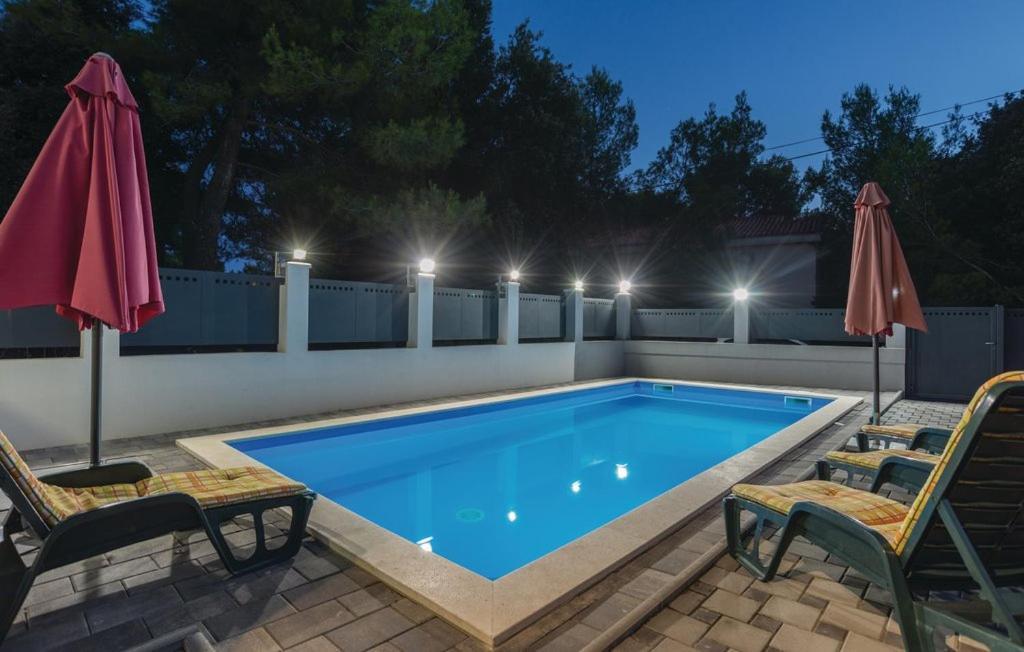 Villa Diana Pakostane Ngoại thất bức ảnh