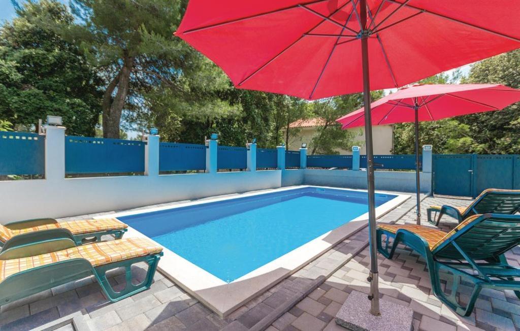 Villa Diana Pakostane Ngoại thất bức ảnh